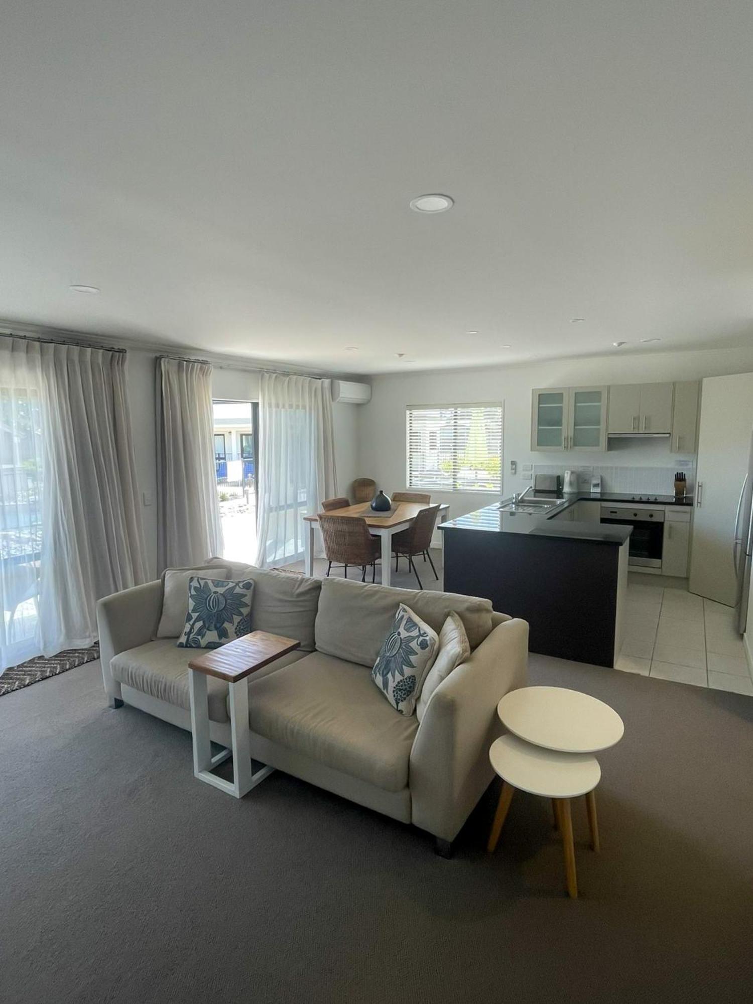 Ocean Breeze Resort Pauanui Luaran gambar